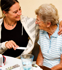 Caregiver-elderly-woman